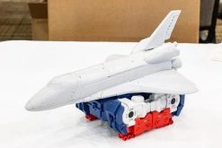 Mastermind Creations R-36 Inventa Sky Lynx -model store 005536f9fd