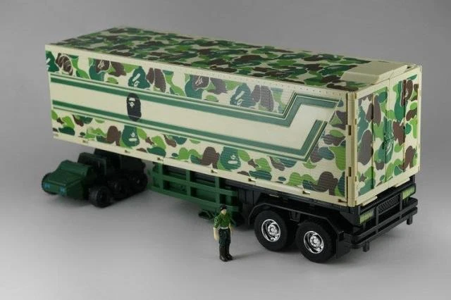 4th Party MP10A Optimus Prime Convoy Bape Green Camo Version 12 4th Party MP10A Optimus Prime Convoy Bape Green Camo Version - Image 10