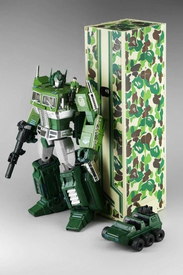 4th Party MP10A Optimus Prime Convoy Bape Green Camo Version 5 4th Party MP10A Optimus Prime Convoy Bape Green Camo Version - Image 3