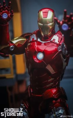 Eastern Model 1/9 Iron Man Mark 7 Model Kit -model store 4503f21ba4