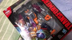 Hasbro PP-27 PP27 Optimal Optimus Power Of Prime Leader Class -model store 516f048e03