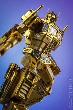 Takara MP10G MP-10G Masterpiece Optimus Prime Gold Lagoon Edition -model store 551d1faa54