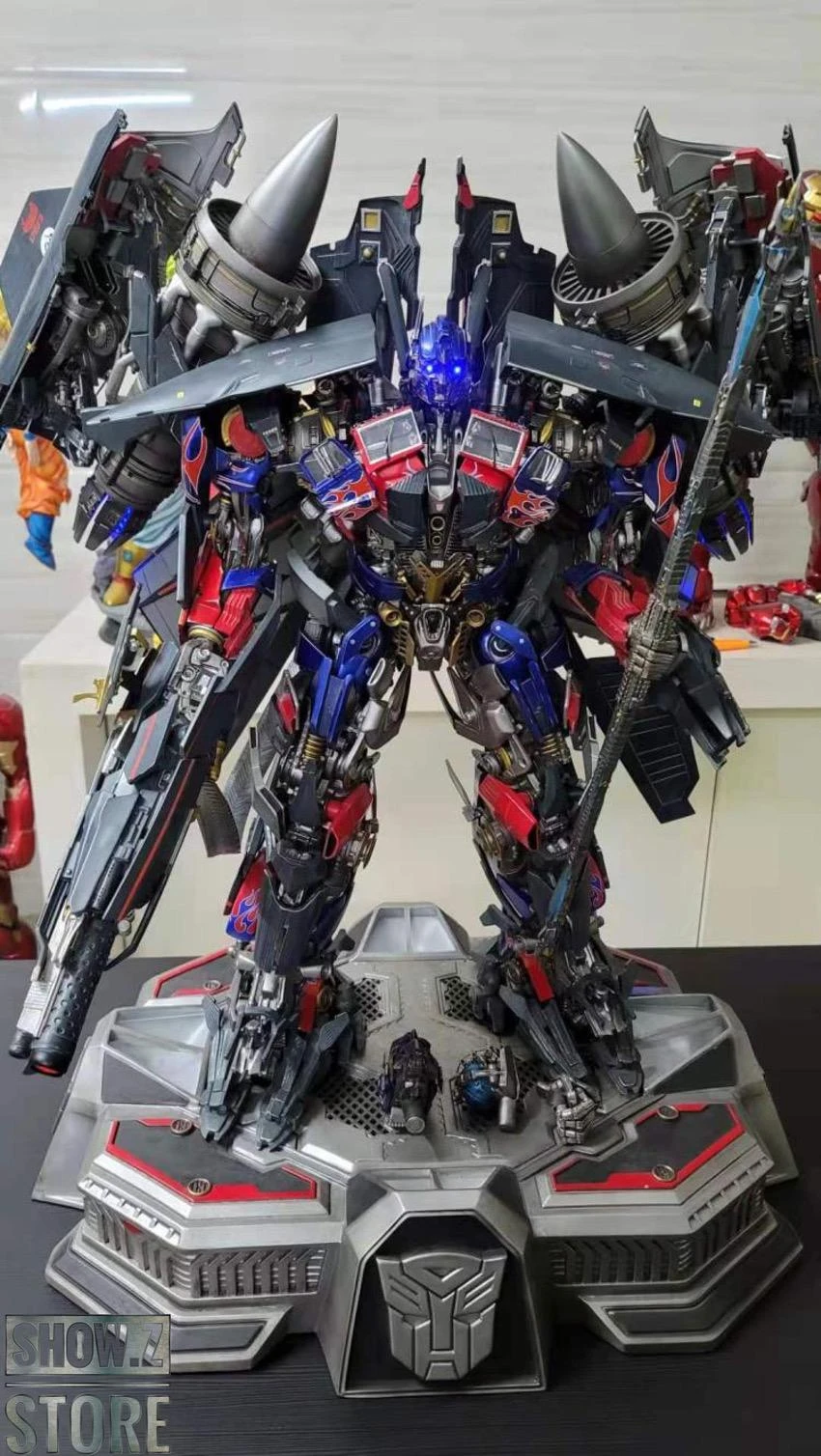 HEAT Studio Custom Made Jetpower Optimus Prime Statue 16 HEAT Studio Custom Made Jetpower Optimus Prime Statue - Image 14