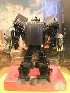 Takara Studio Series SS14 SS-14 Voyager Class Ironhide -model store 746a2c1d68