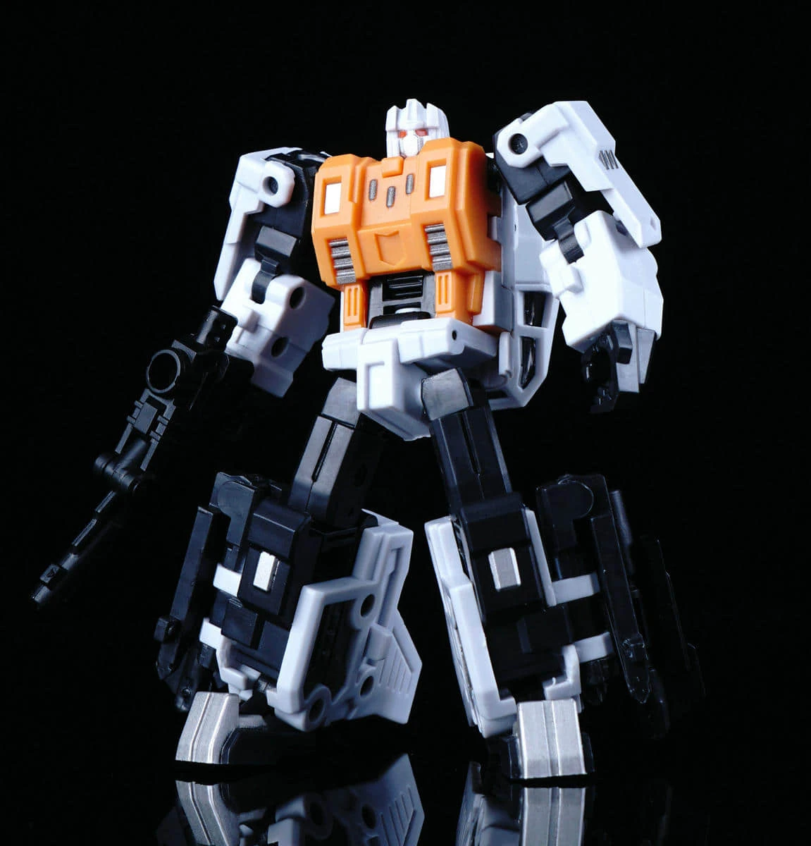 Iron Factory IF-EX24X War Giant Catastrophe Bruticus TF2000 Color Scheme Version 11 Iron Factory IF-EX24X War Giant Catastrophe Bruticus TF2000 Color Scheme Version - Image 9