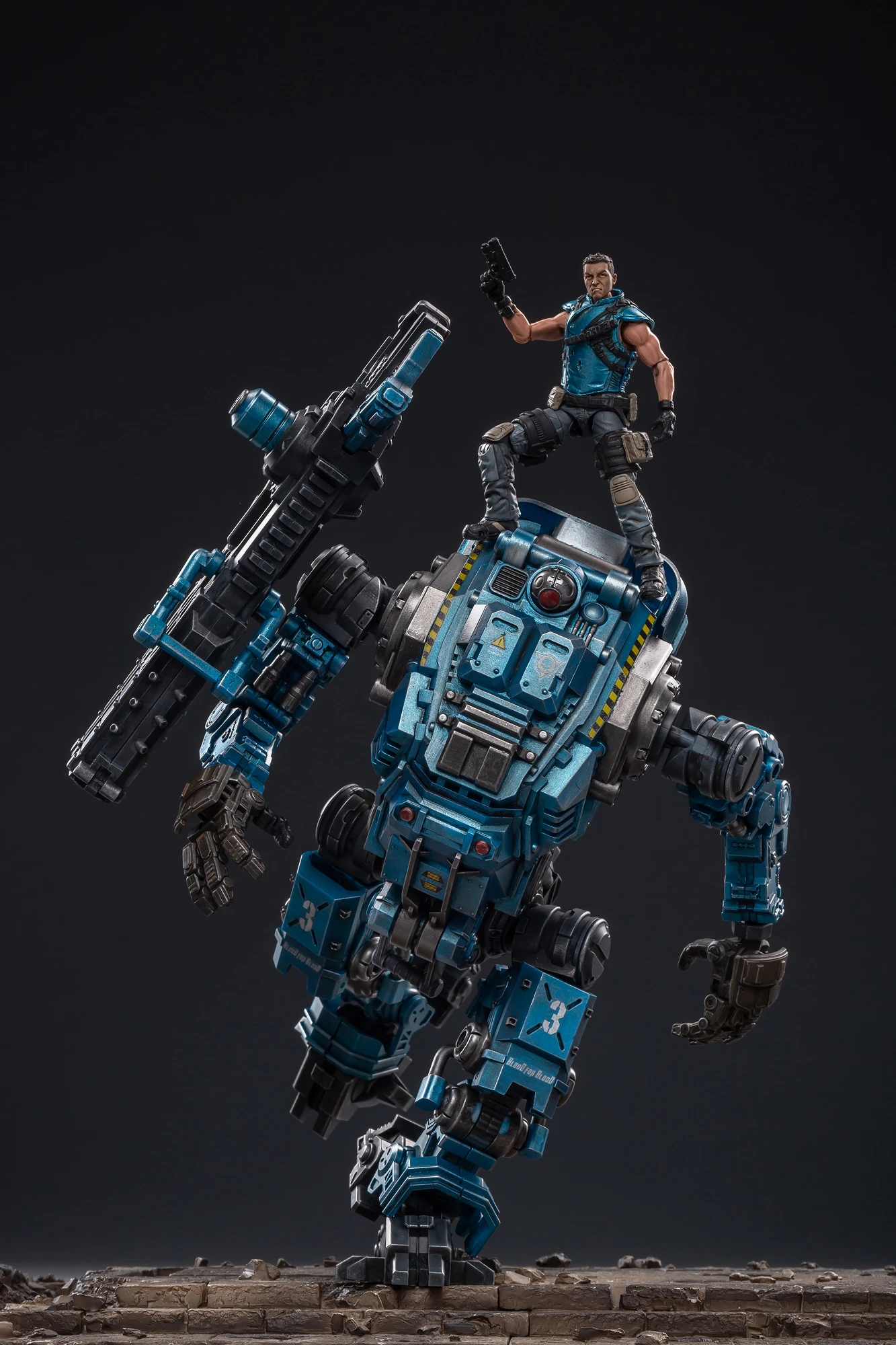 JoyToy Source Acid Rain 1/18 Freeman Machine Armor W/ Pilot Mechas & Soldiers Figure Set Navy Blue Version 11 JoyToy Source Acid Rain 1/18 Freeman Machine Armor W/ Pilot Mechas & Soldiers Figure Set Navy Blue Version - Image 9