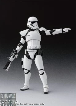S.H.Figuarts Star Wars First Order Stormtrooper -model store c5ac83790d