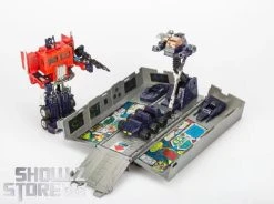 4th Party Transformers G1 Optimus Prime -model store daaf677af7