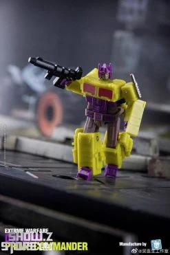 Dr.Wu DW-E04T Prime Commander Optimus Prime Toxitron Version W/ Trailer -model store e78f97a9ec