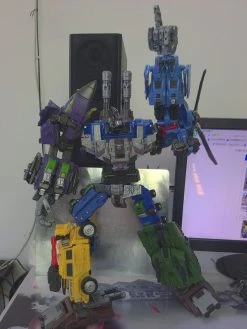 Machine Boy MBD Mammoth On Slaught Combaticons Bruticus -model store f376c66e50