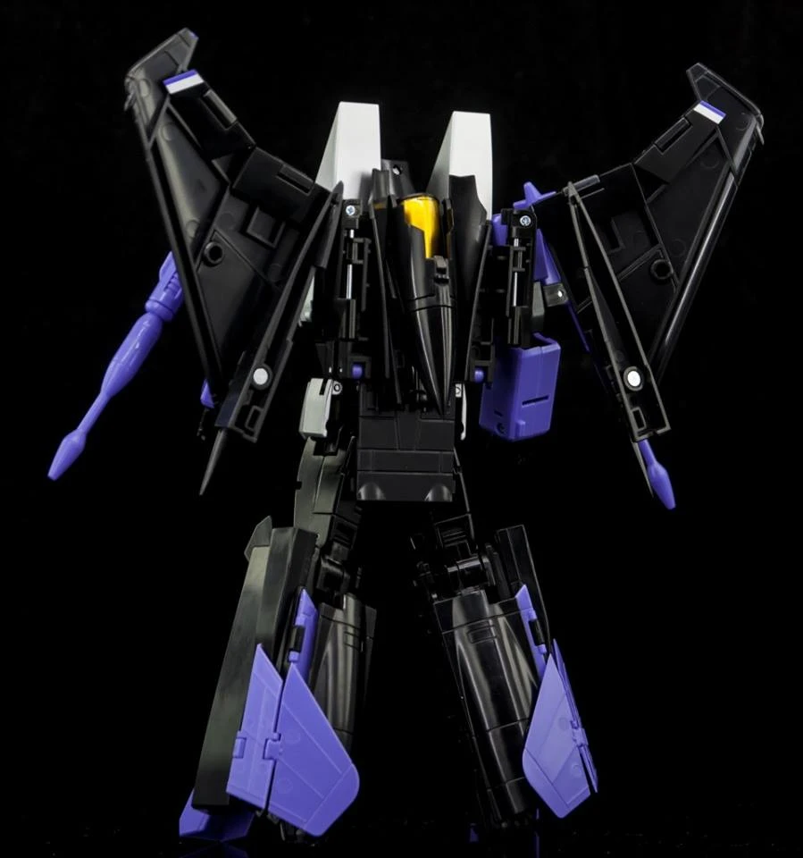 Maketoys MT MTRM-12 Skycrow Skywarp 10 Maketoys MT MTRM-12 Skycrow Skywarp - Image 8