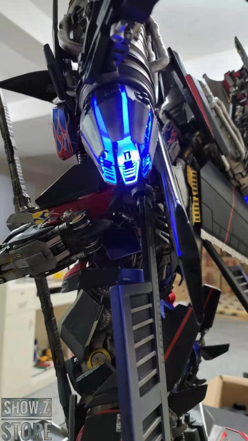 HEAT Studio Custom Made Jetpower Optimus Prime Statue 19 HEAT Studio Custom Made Jetpower Optimus Prime Statue - Image 17